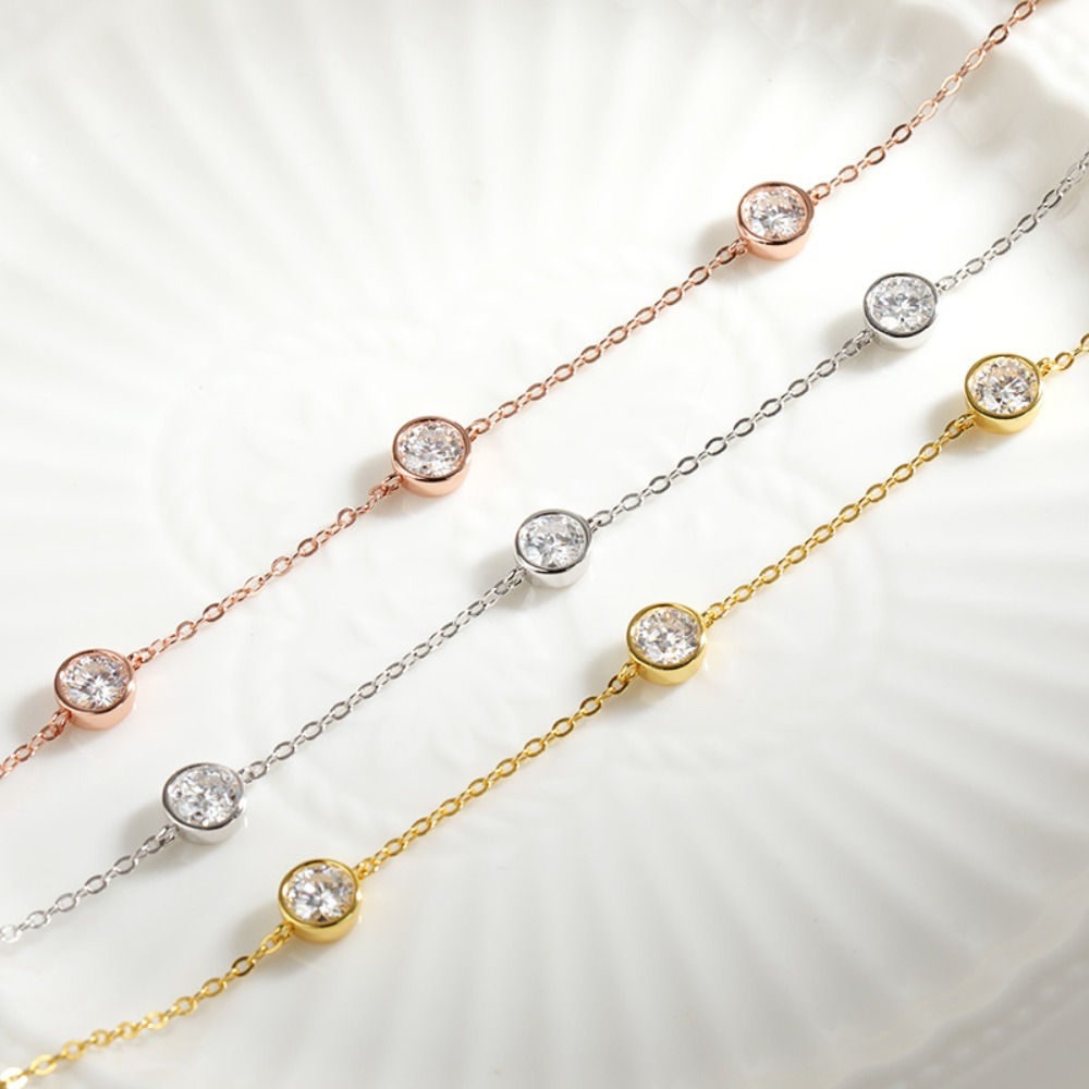 Collar de moissanita de 5mm co - Bezels Set Pendant reseña y precio